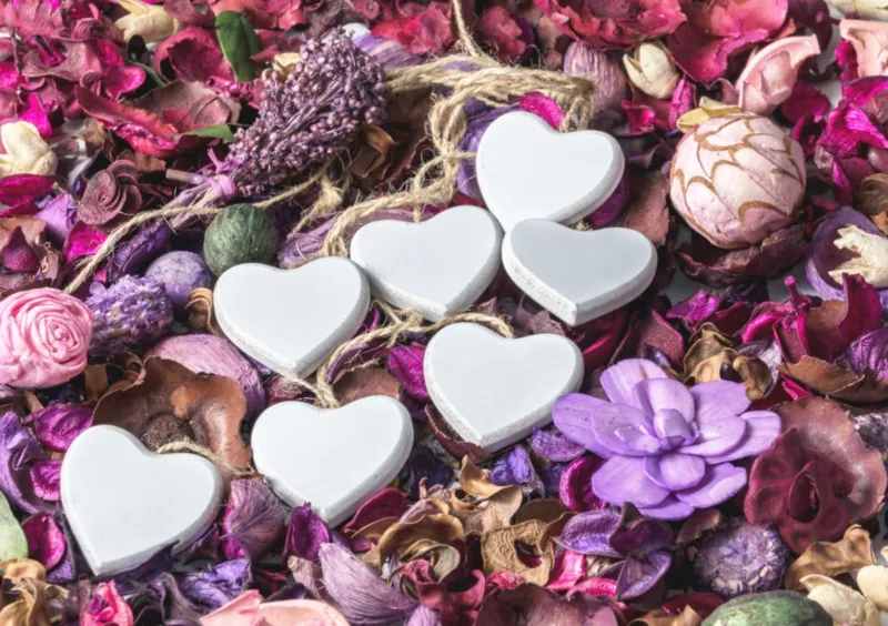 Love - White Hearts