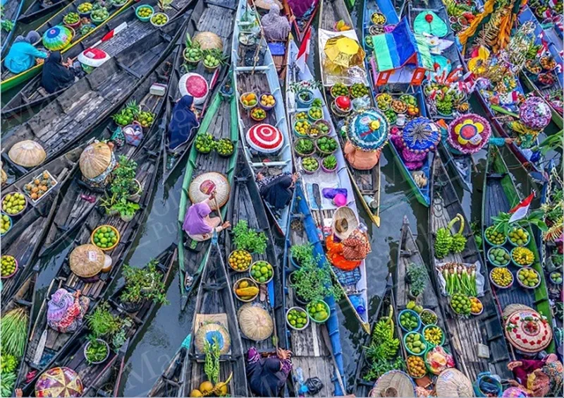 Floating Market
