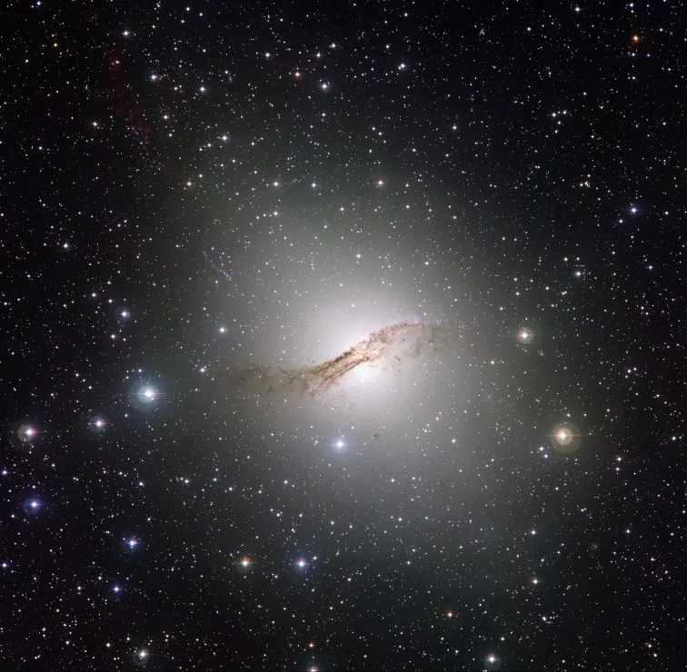 Galaxie Centaurus A