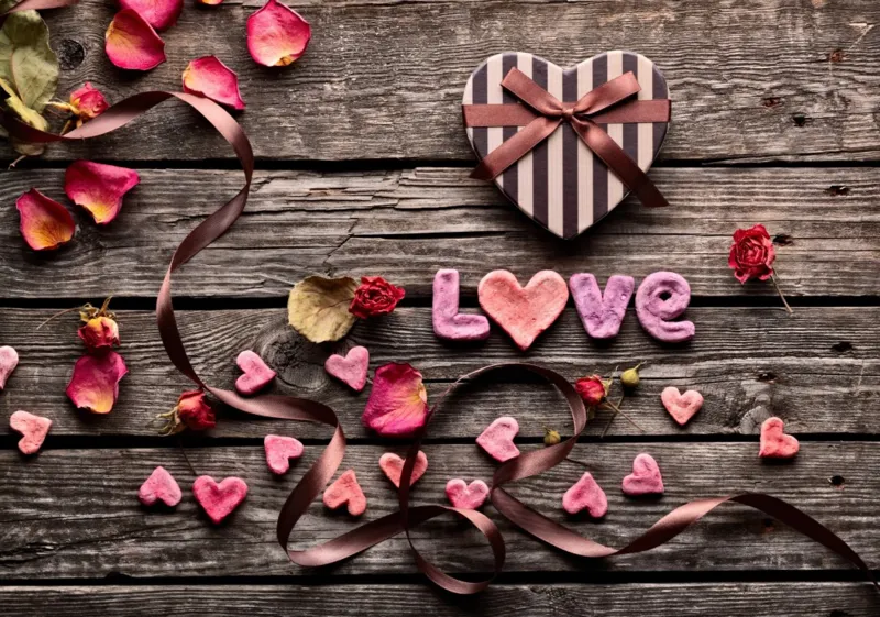 Love - Red Hearts