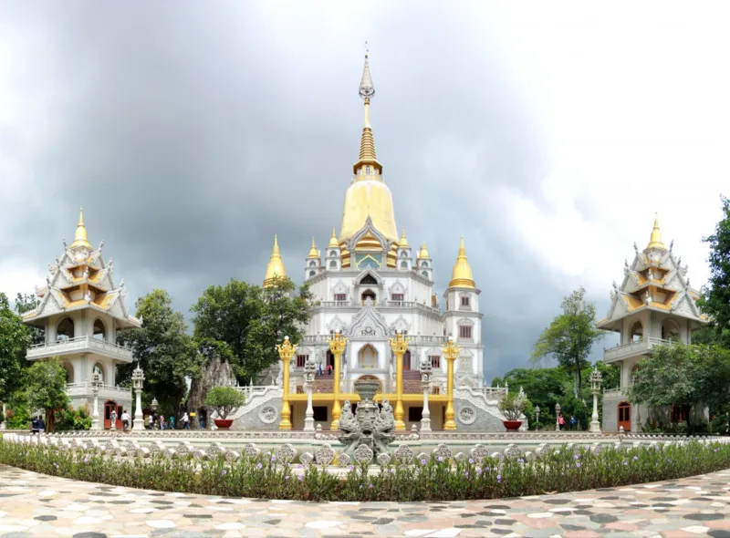 Temple Buu Long