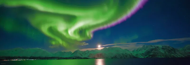 Jan R Olsen - Polar Light
