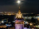 Neon Puzzle - Tour de Galata